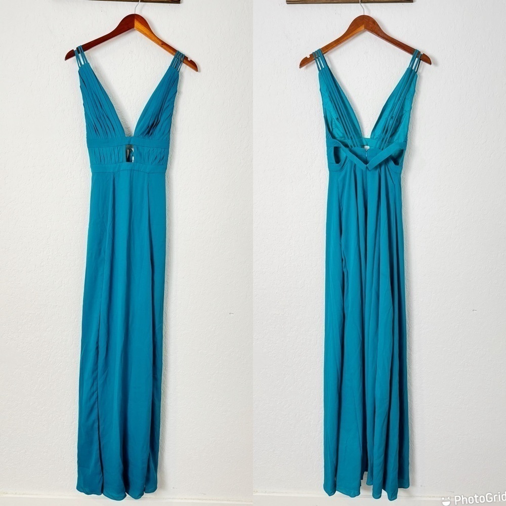 Fame & Partners Gown
